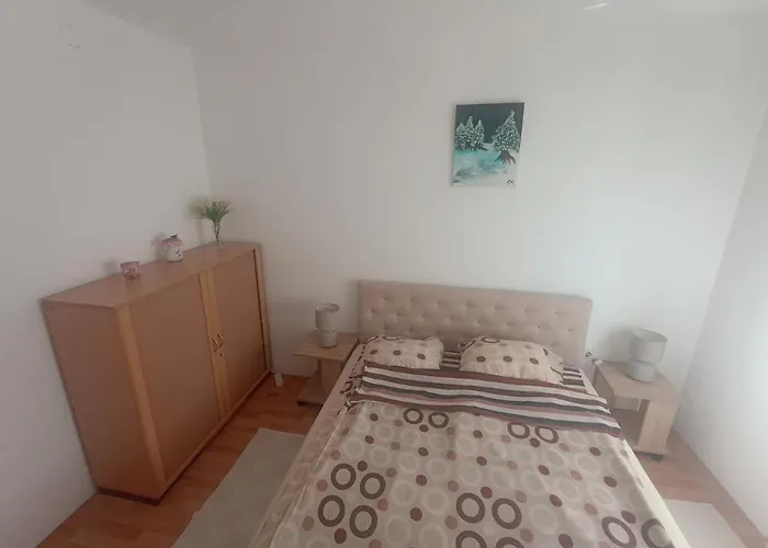 Sleep & Fly - Airport Apartamento